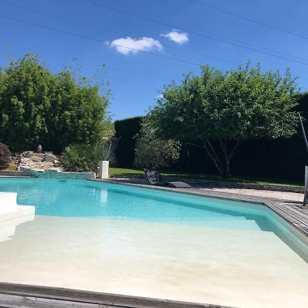 t2 indépendant dans maison avec piscine proche bordeaux Eysines Esterno foto