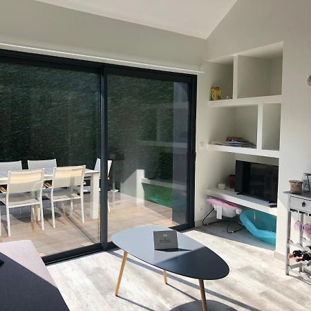 t2 indépendant dans maison avec piscine proche bordeaux Eysines Esterno foto