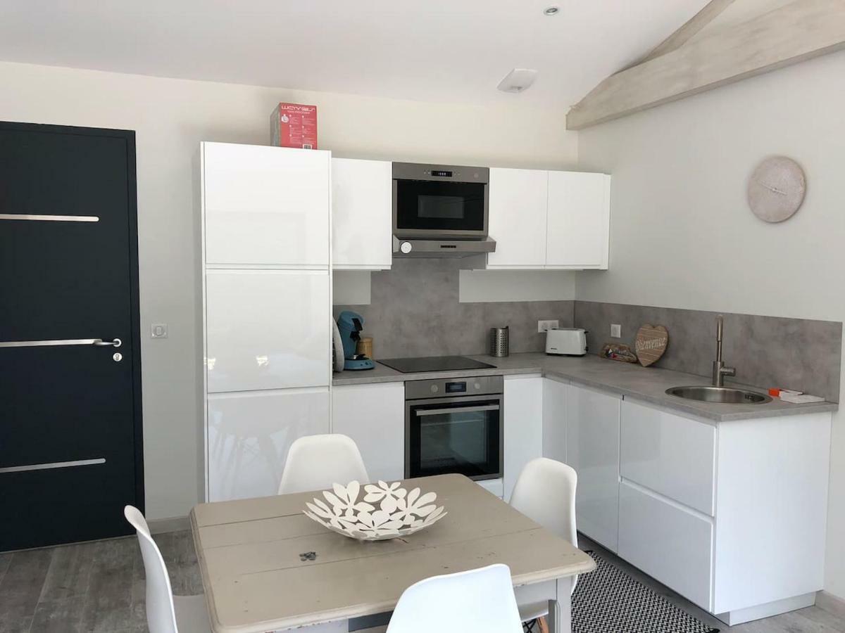 t2 indépendant dans maison avec piscine proche bordeaux Eysines Esterno foto